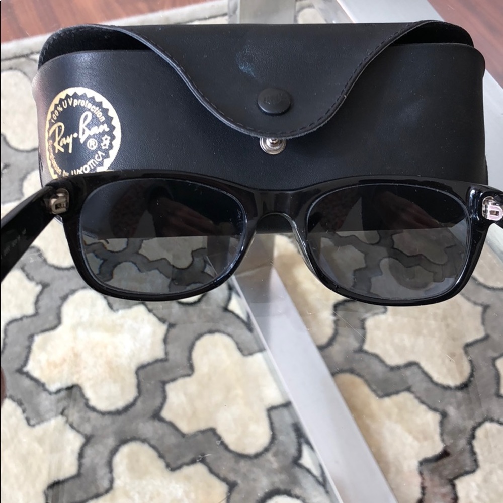RayBan RX sunglass frames and case - Picture 4 of 6